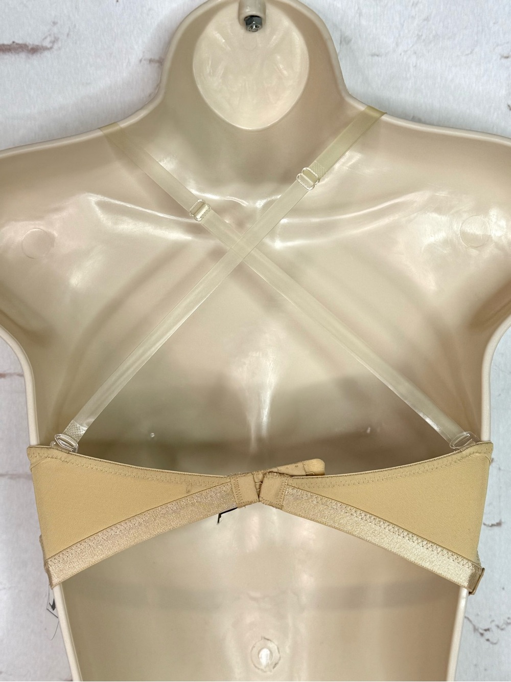 NWT LE MYSTERE ‘DOS NU’ 34B Style 1155 Nude Adjustable Convertible Straps Bra - Picture 3 of 12
